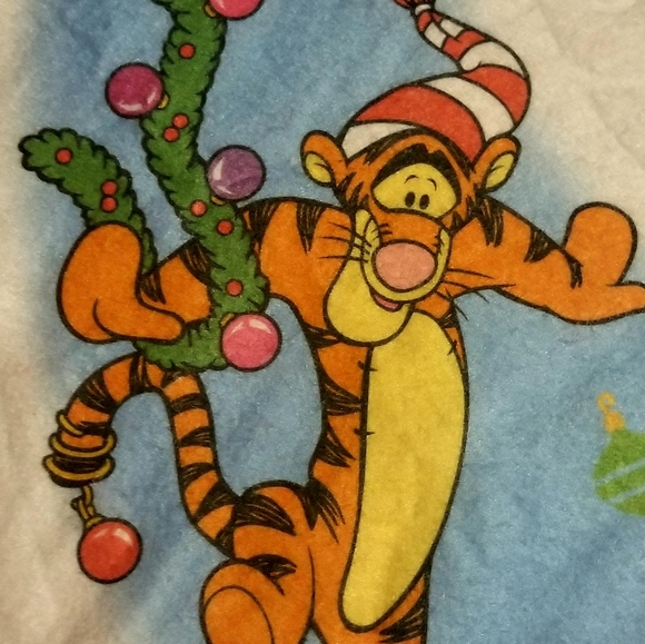 Disney Pooh, Eeyore, Tigger, Piglet Christmas Tree Skirt. New-Limited - Picture 4 of 5